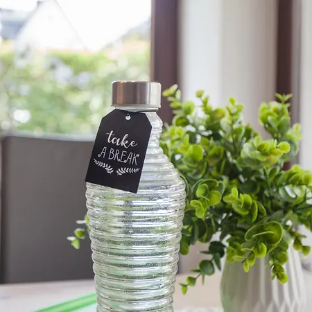 Welcome In - In Met Balkon En Zwembad *