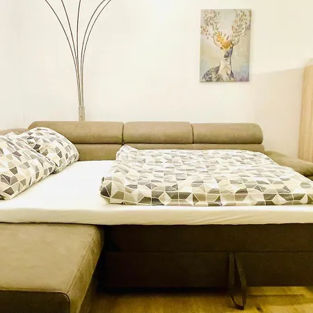 דירה Welcome In - In Met Balkon En Zwembad ווינטרברג