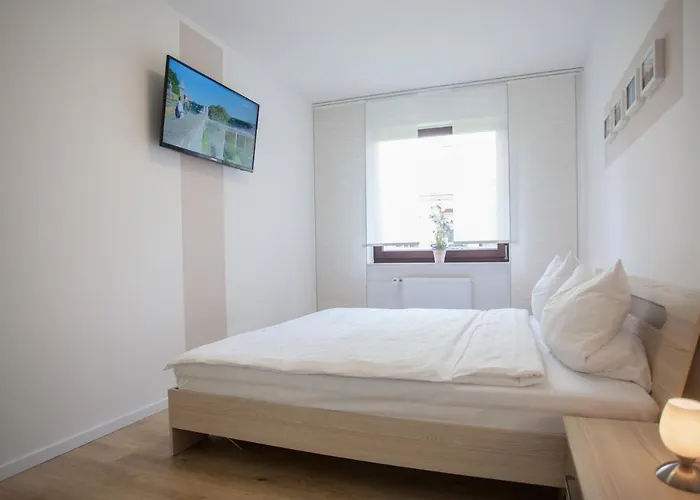 Welcome In - In Met Balkon En Zwembad * ヴィンターベルク